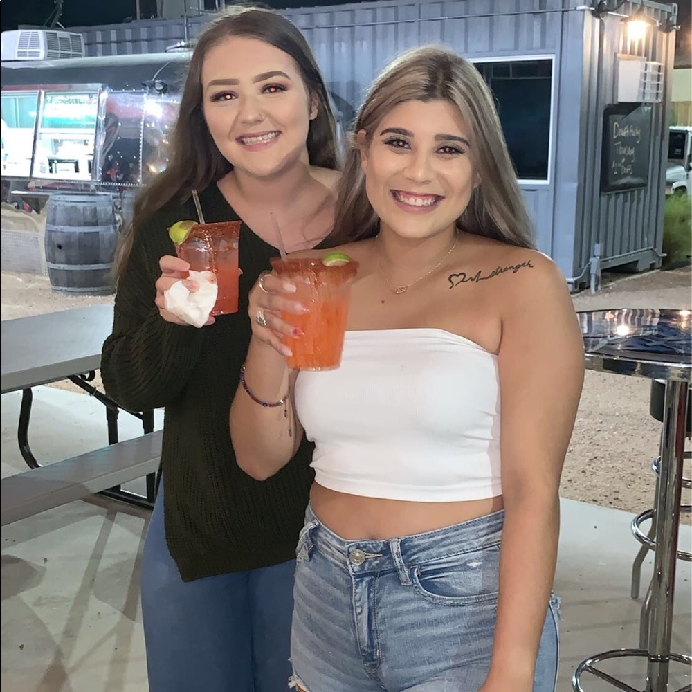 Meet your Posher, Hannah